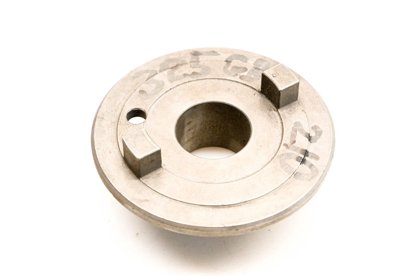 Mack 325GB210 Coupling NOS