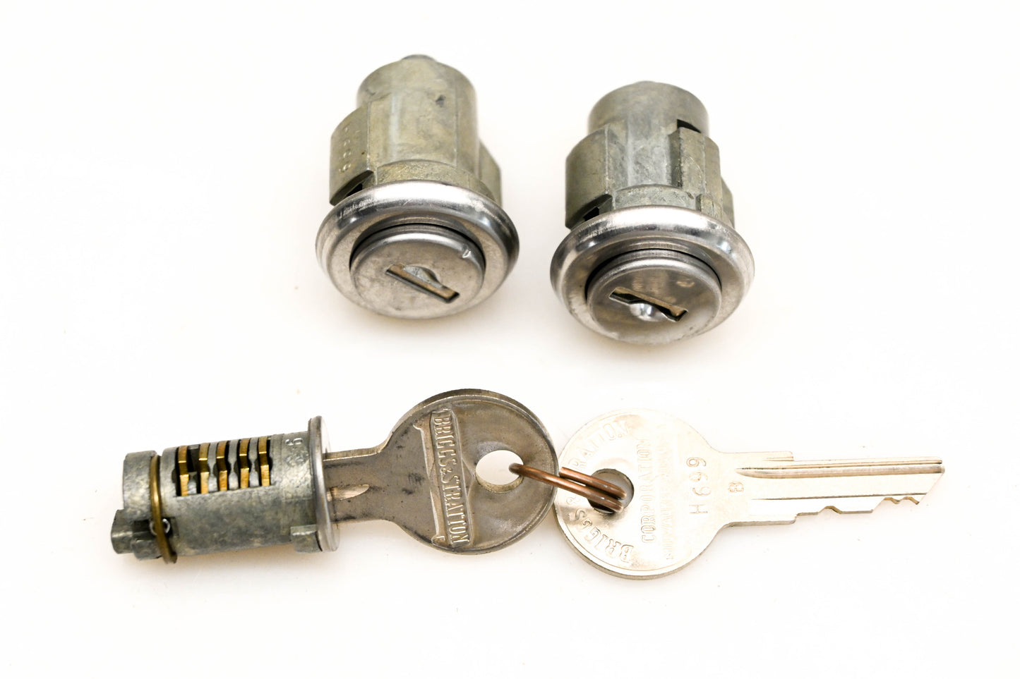 Mack 31RC19304 Door Lock NOS