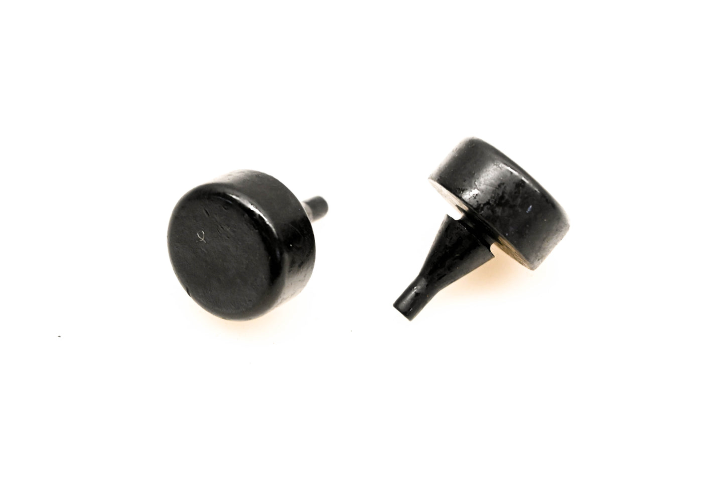 Mack 10QM111, 25191290 Bumper Plugs Qty 2 NOS