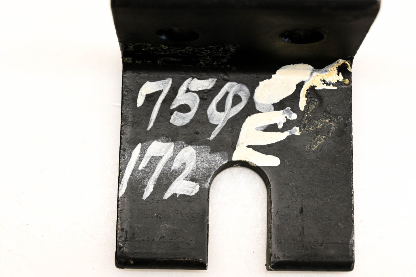 Mack 75QE172 Bracket NOS