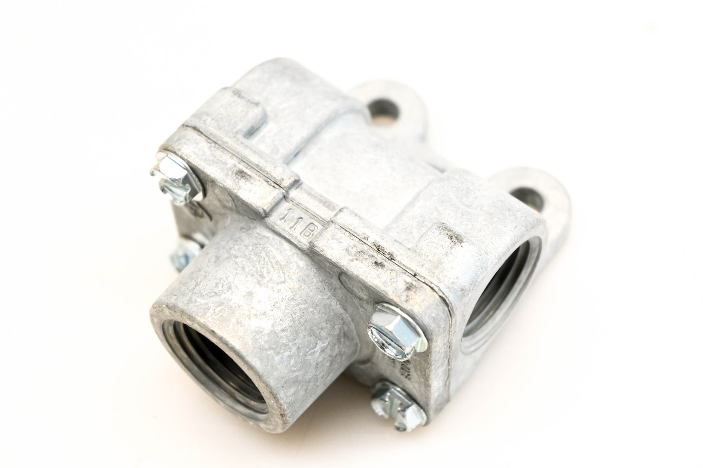 Mack 25158374 Fuel Valve NOS