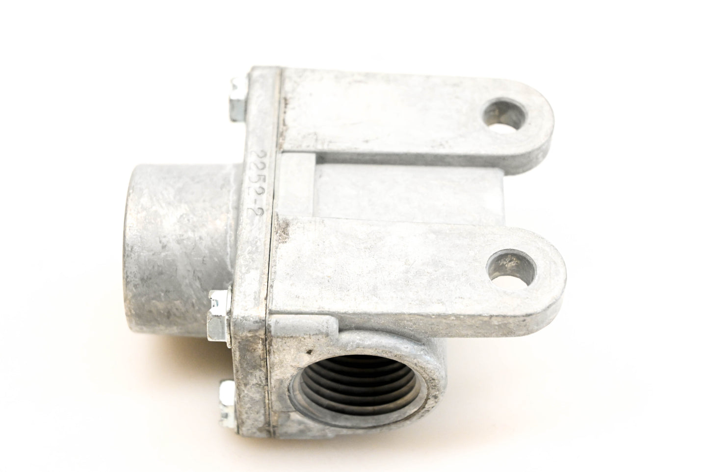 Mack 25158374 Fuel Valve NOS