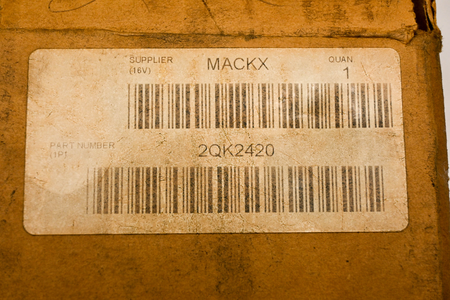 Mack 2QK2420 Rubber Spring Block NOS