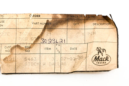 Mack 302SL21 Pin NOS