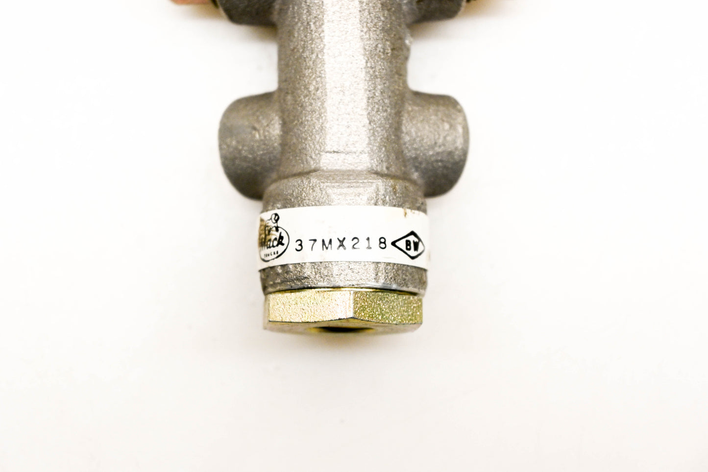 Mack 37MX218 Air Brake Valve NOS