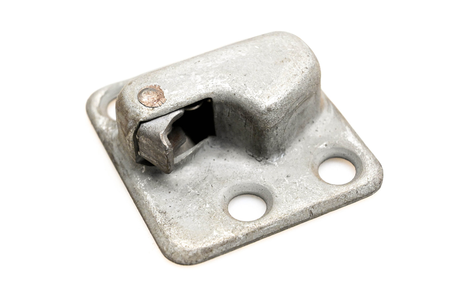 Mack 186QS11 Keeper Plate NOS