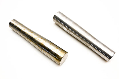 Mack 22QH123AP1 King Pins Qty 2 NOS