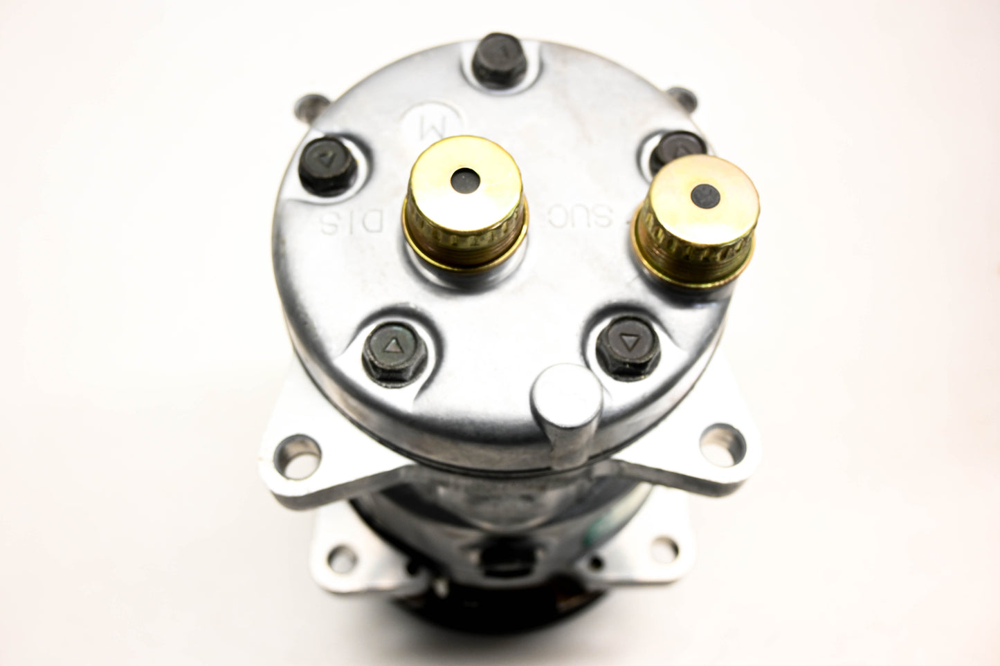 Mack 8530-6631, 5703 Sanden R134A Compressor NOS
