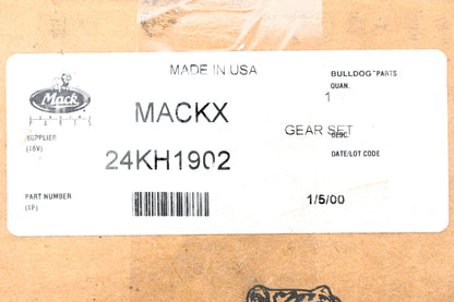 Mack 24KH1902 Pinion & Gear Kit NOS