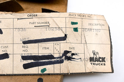 Mack 7536-182561 Bearing Washer NOS