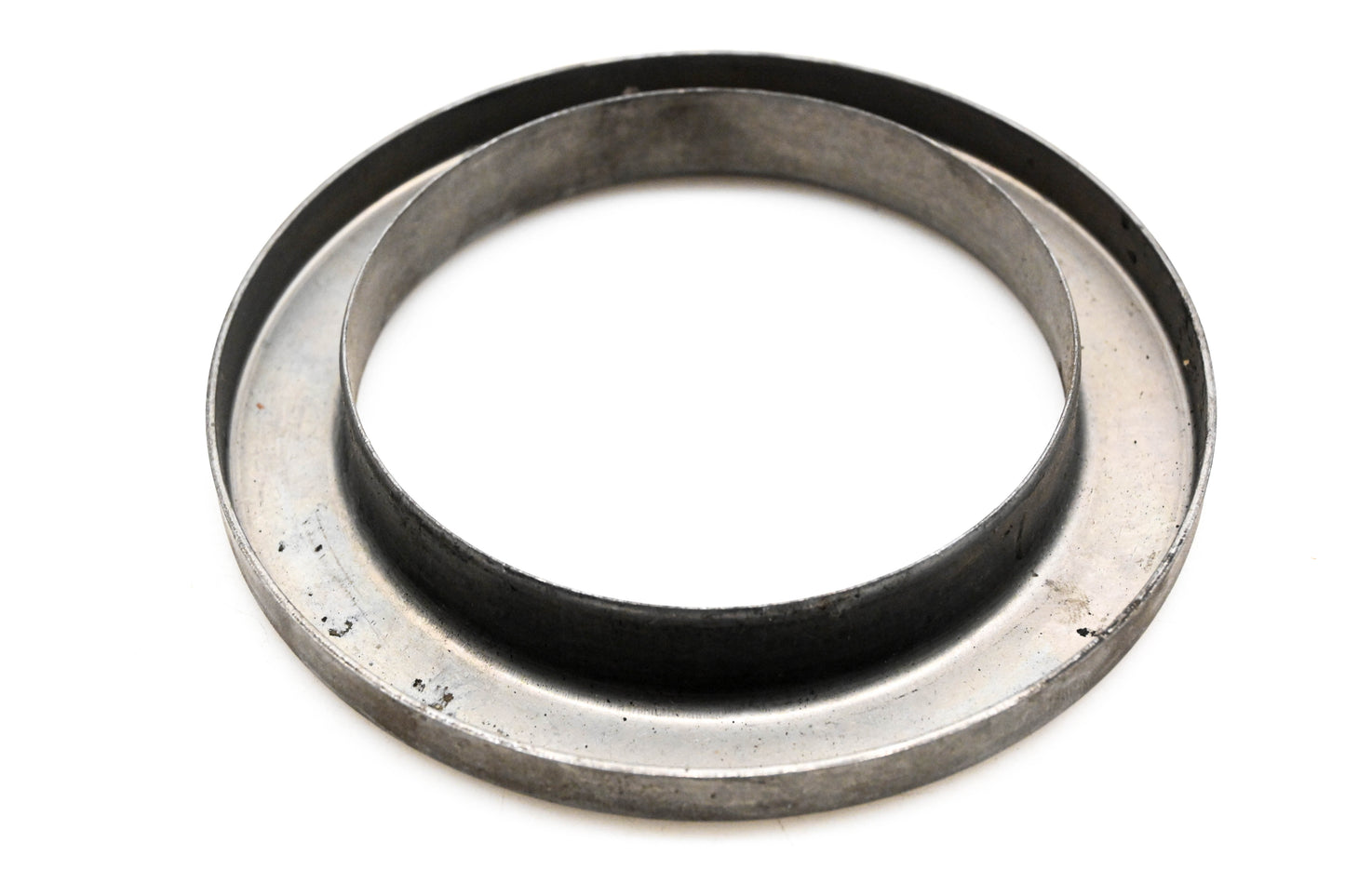 Mack 7843-3151508 Deflector Ring NOS