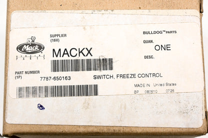 Mack 7787-650163 Freeze Control Switch NOS