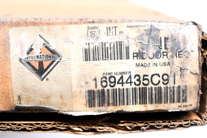 International 1694435C91, C00054, 508234C93 Righthand Window Regulator NOS