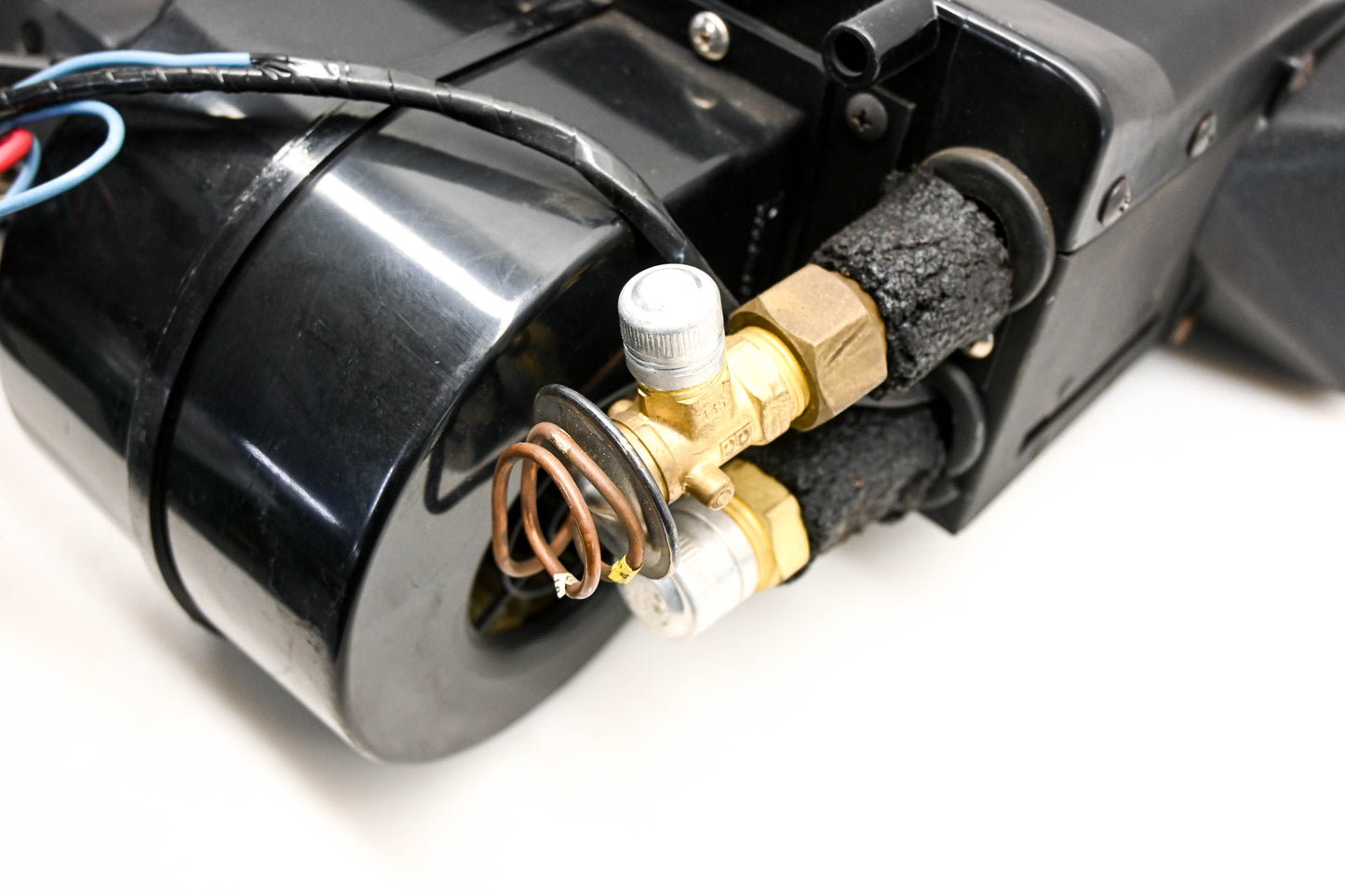 Thermo King 3031C41G01, 114333 Custom 500 A/C Under Dash Unit NOS