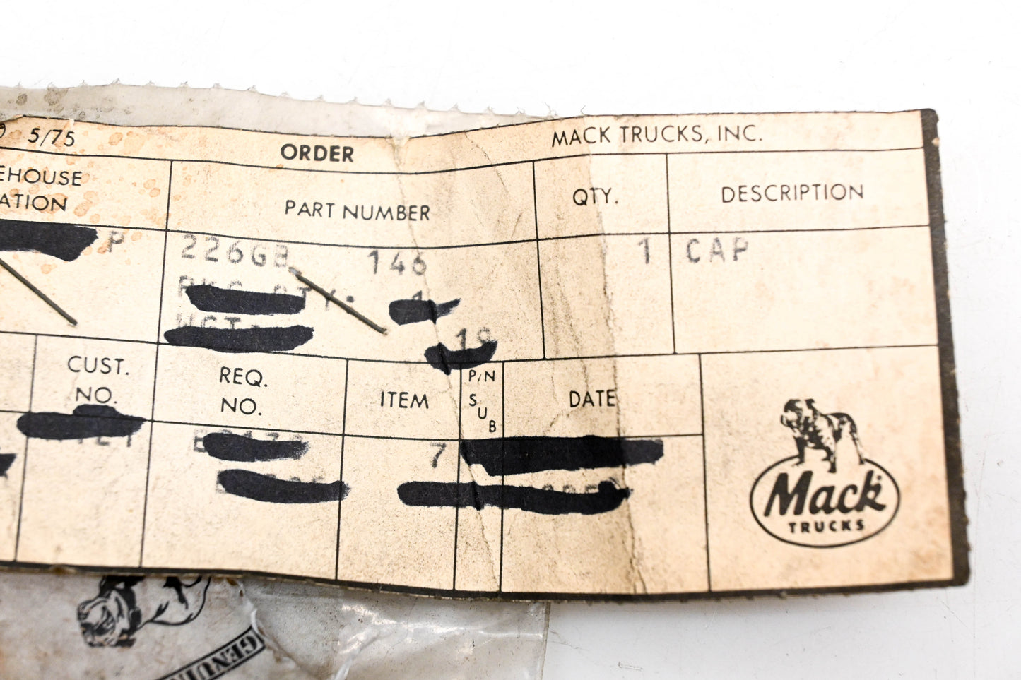 Mack 226GB146 Cap NOS