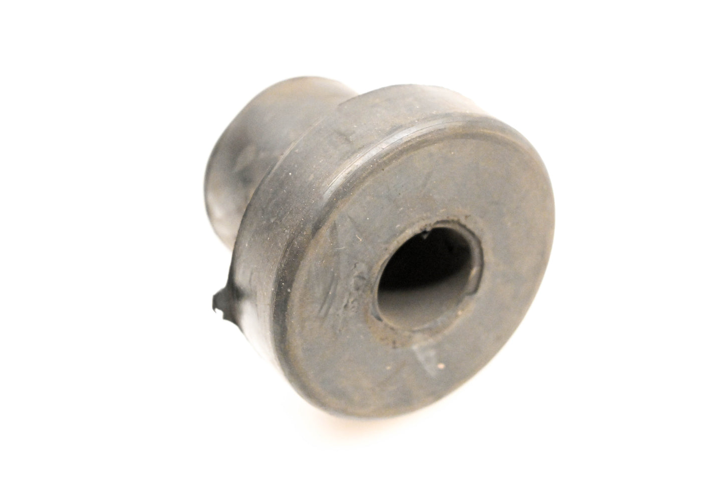Mack 20QL231, 20QL231P5 Lower Rubber Isolator NOS