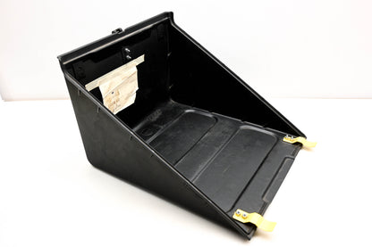 New OEM Ford F7HT-10A687-AA, A06-38998-000 Mack Battery Compartment Cover NOS