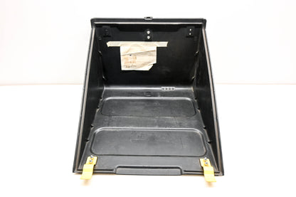 New OEM Ford F7HT-10A687-AA, A06-38998-000 Mack Battery Compartment Cover NOS