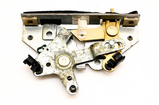 Mack 9QX42BM Door Latch NOS