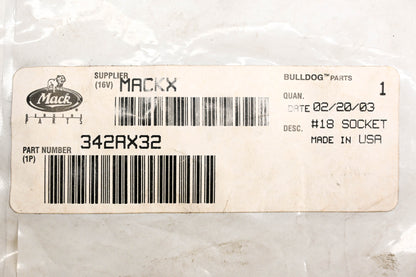 Mack 342AX32 Bulb & Socket NOS