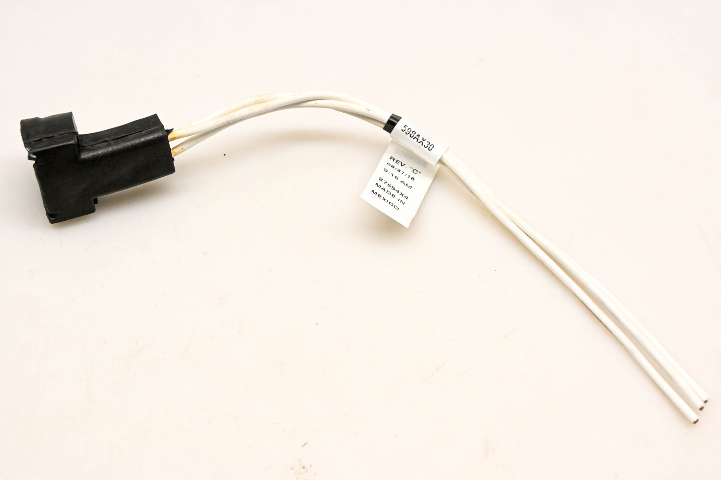 Mack 598AX30 Pigtail Connector NOS