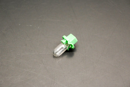 Mack 342AX31, 85136438 Bulb & Socket NOS