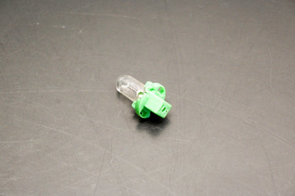 Mack 342AX31, 85136438 Bulb & Socket NOS