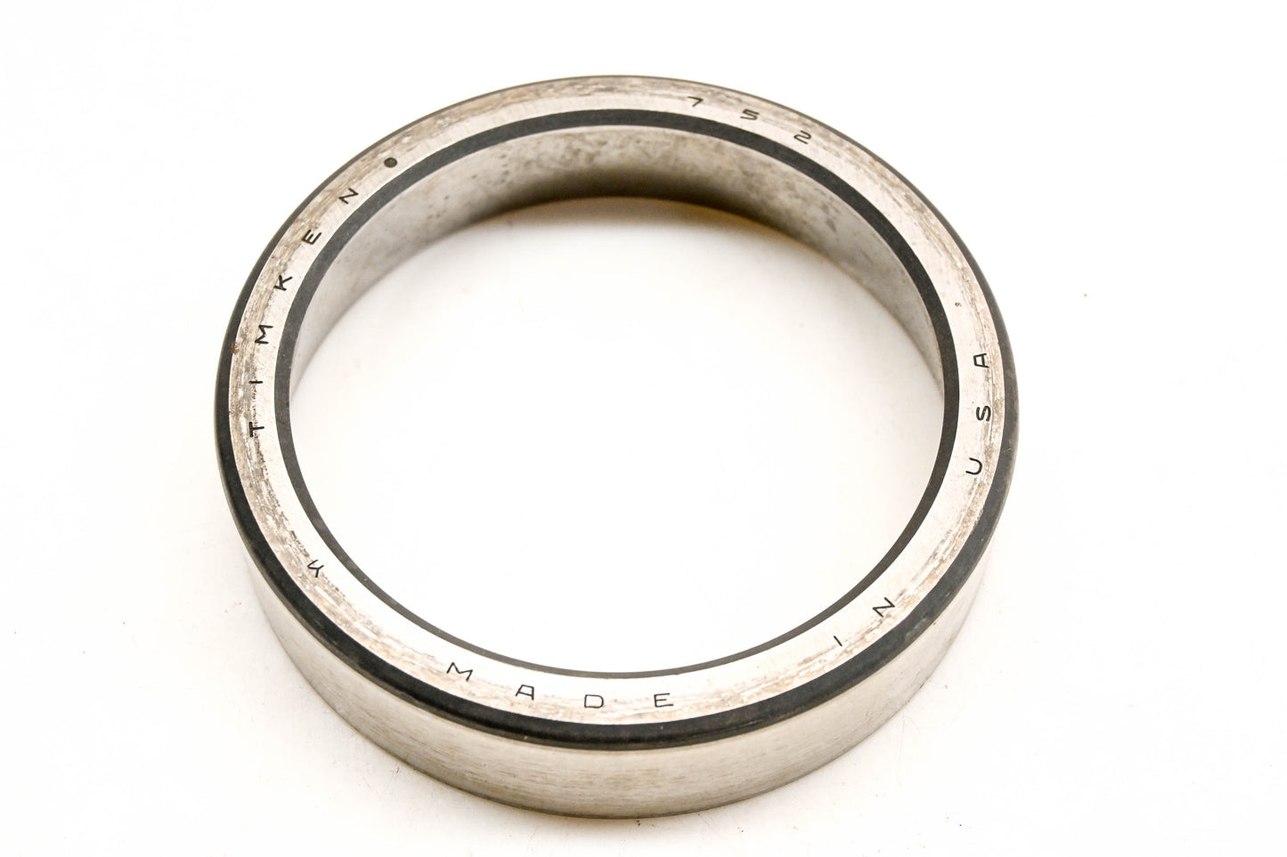 Mack 64AX39, 752 Timken Bearing Cup NOS