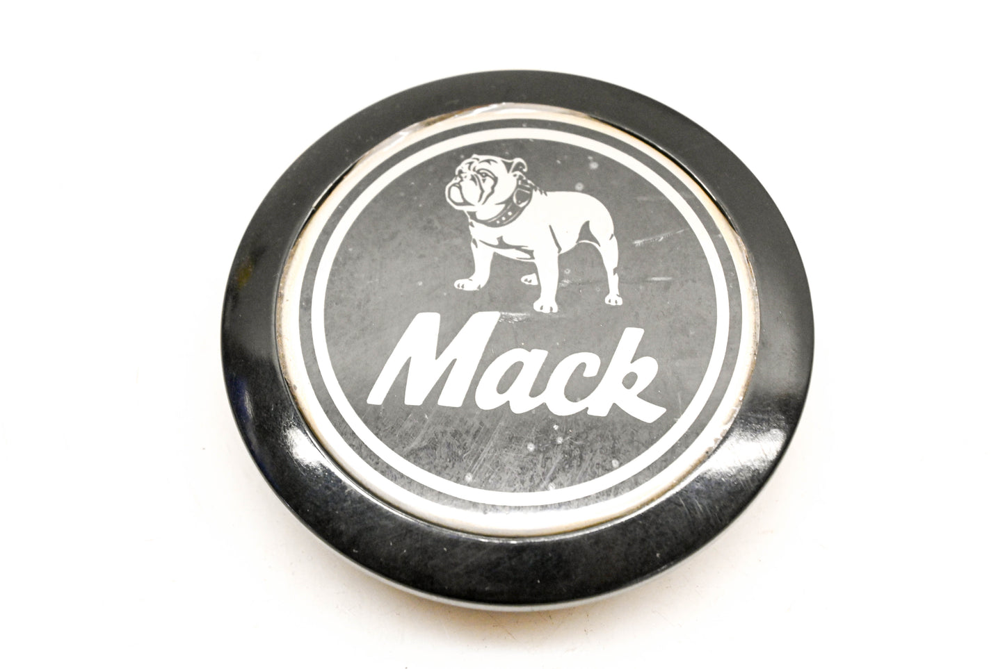 Mack DC013-6 Bulldog Logo 3" Horn Button NOS