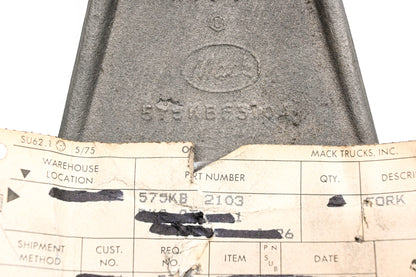 Mack 575KBF3104, 575KB2103 Shift Fork NOS