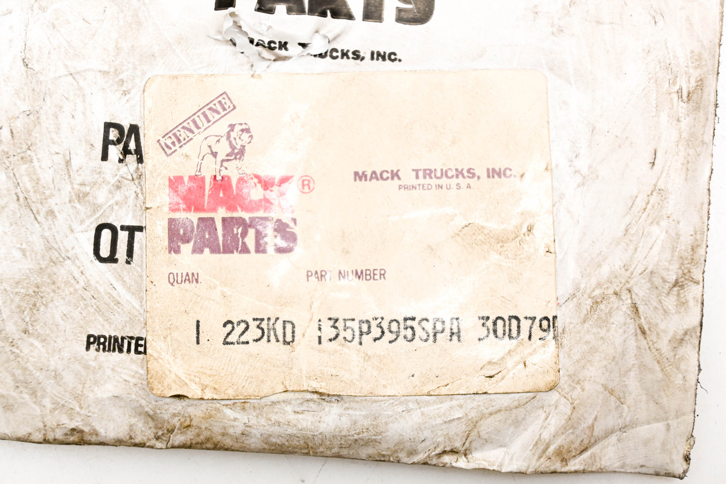 Mack 223KD135P395 Washer NOS