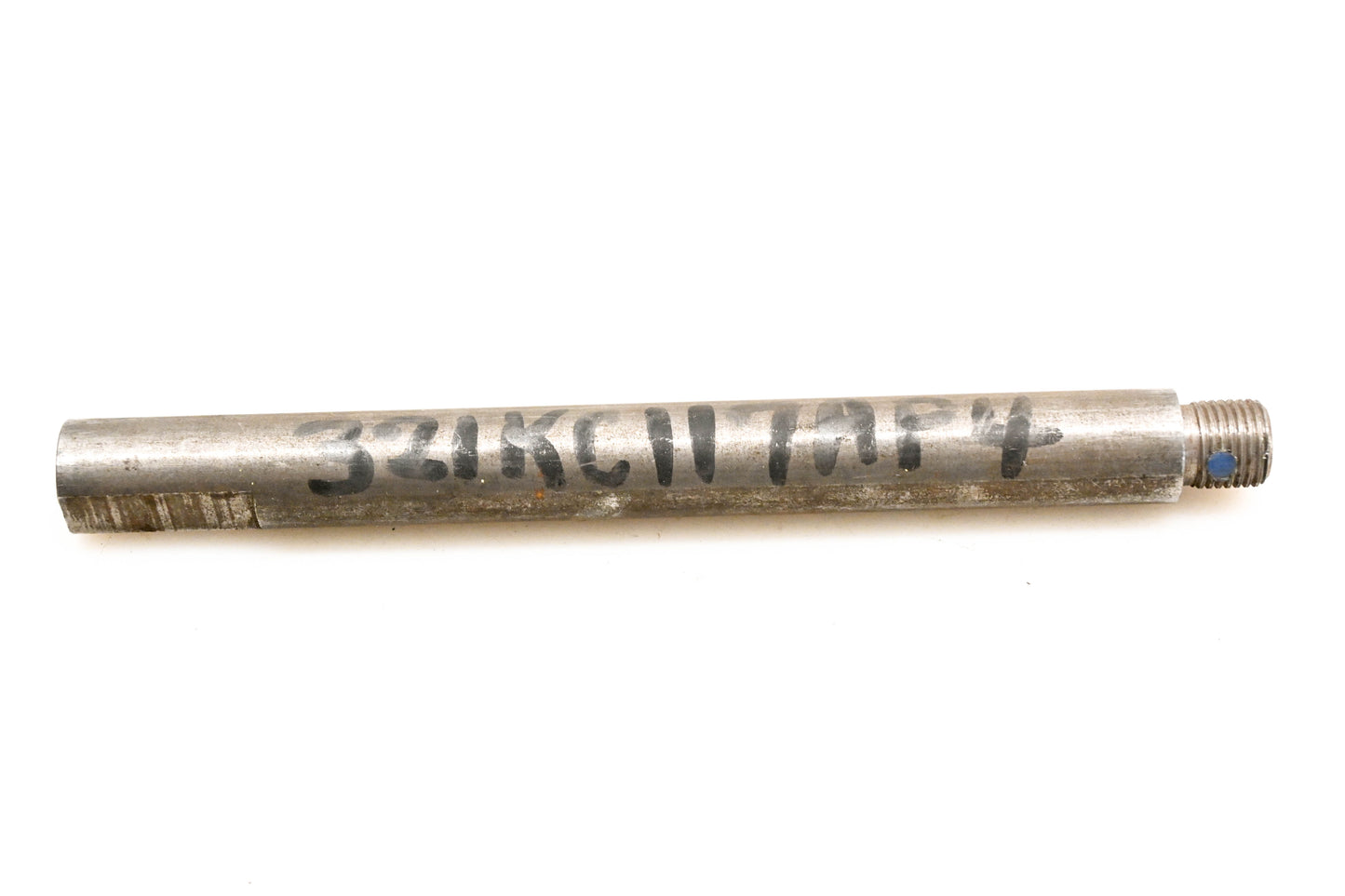 Mack 321KC117AP4 Pipe NOS
