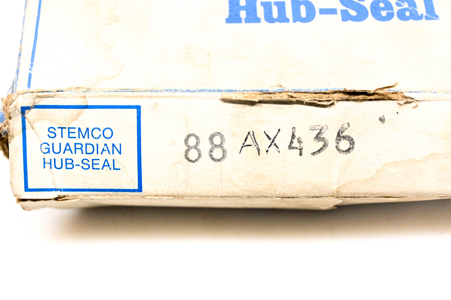 Mack 88AX436 Stemco Hub Seal NOS