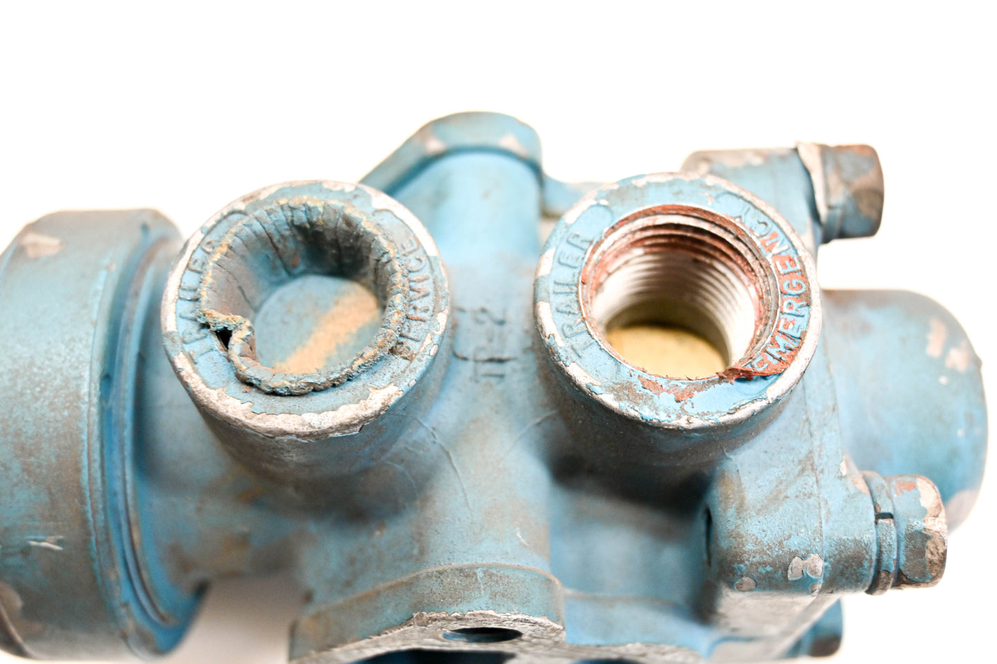 Bendix 227672, T-237968 Remanufactured Tractor Protection Valve