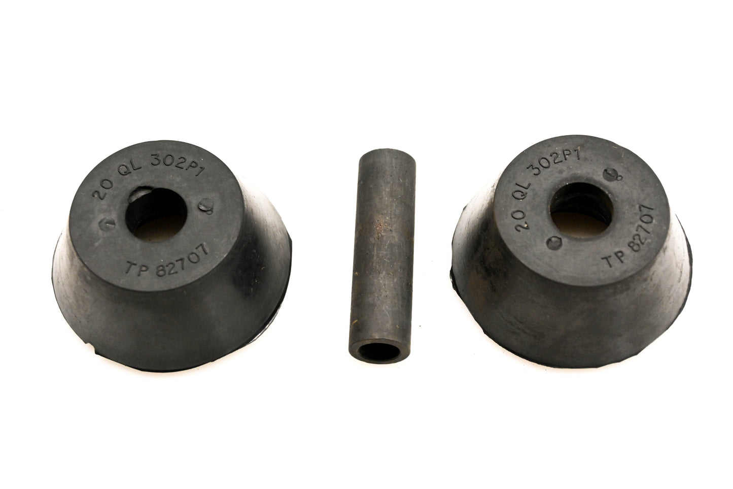 Mack 20QL302P1, 2515783 Radiator Insulator Kit NOS