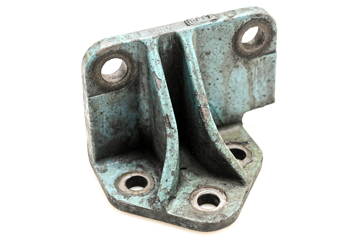 Mack 141GB22 Bracket