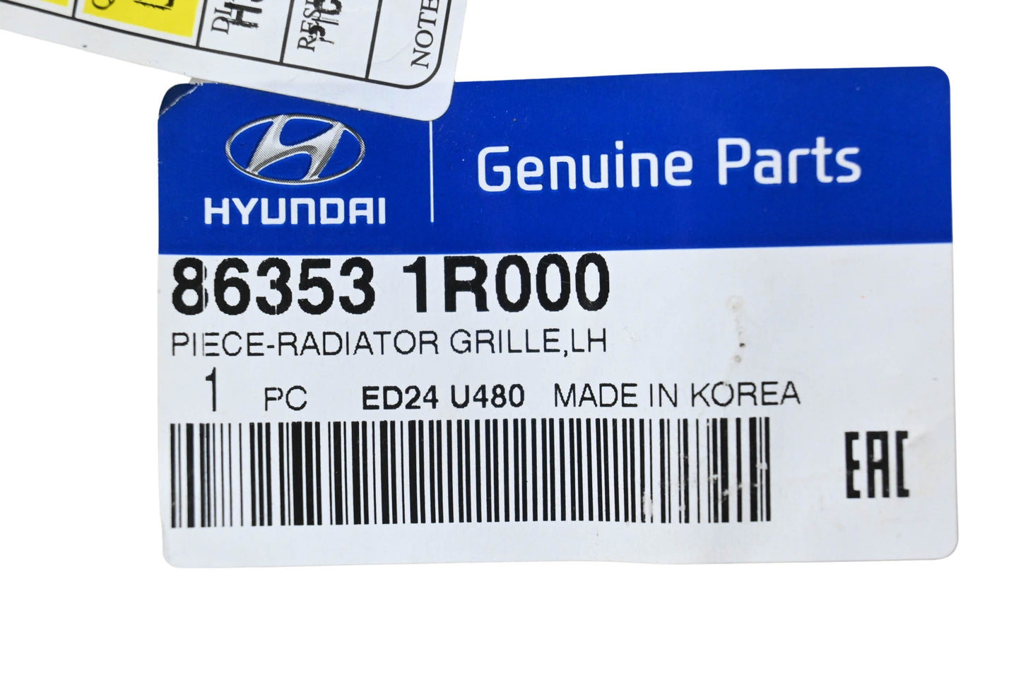 Hyundai 86353-1R000 Radiator Grille Piece LH NOS