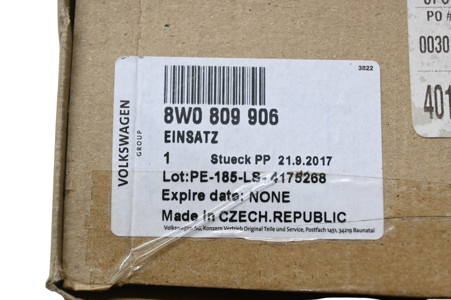 Volkswagen 8W0-809-906 Audi Fuel Pocket NOS