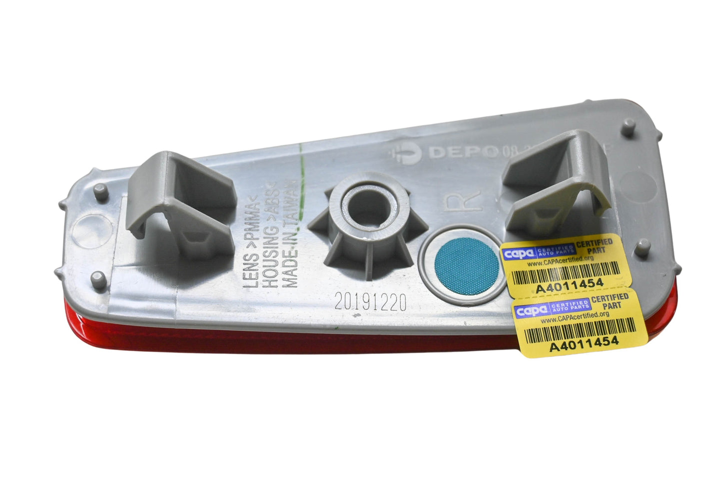 Depo 08-320-2904R-F, 01-320-2904R-R, SU1185102C Bumper Reflector NOS