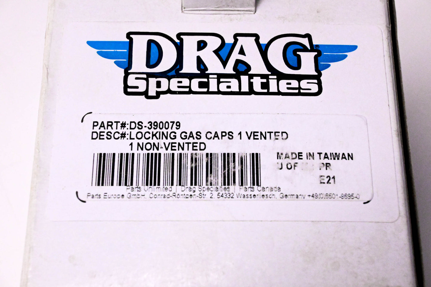 Drag Specialties DS-390079 Locking Gas Cap 1 Vented 1 Not Vented NOS