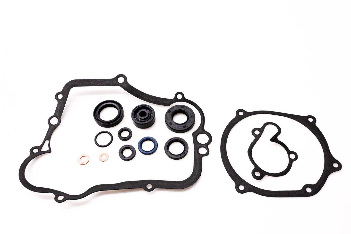 Cometic 0934-4241, C7137BE Bottom End Kit With All Oil Seals NOS