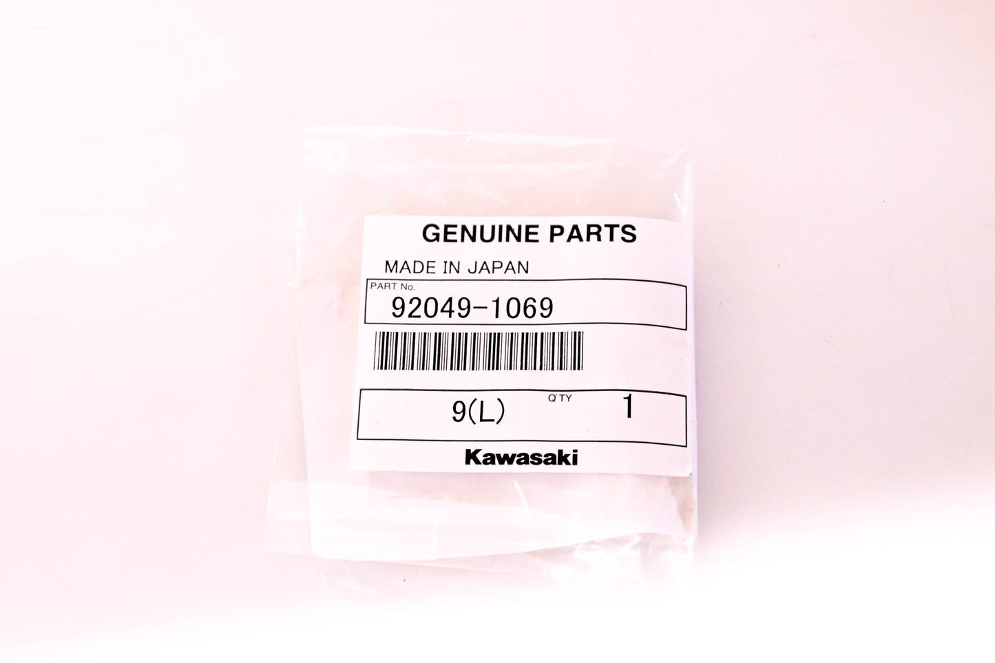 New OEM Kawasaki 92049-1069 Oil Seal NOS