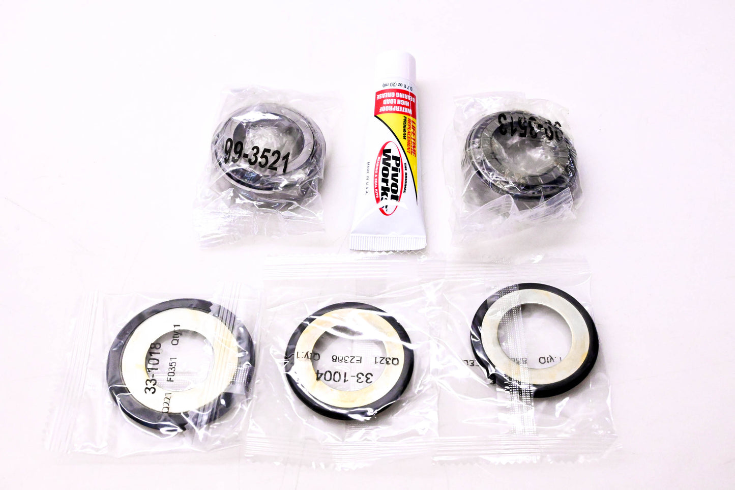 Pivot Works PWSSK-Y05-421, FUU30-63V Steering Stem Bearing Kit NOS