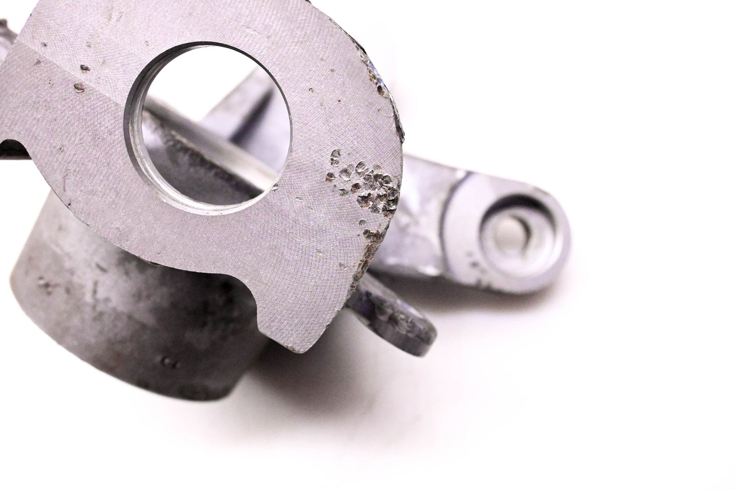 OEM Suzuki 51231-31G20 Steering Knuckle