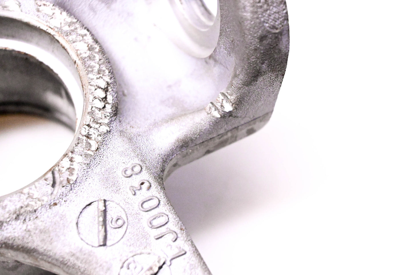 OEM Suzuki 51231-31G20 Steering Knuckle
