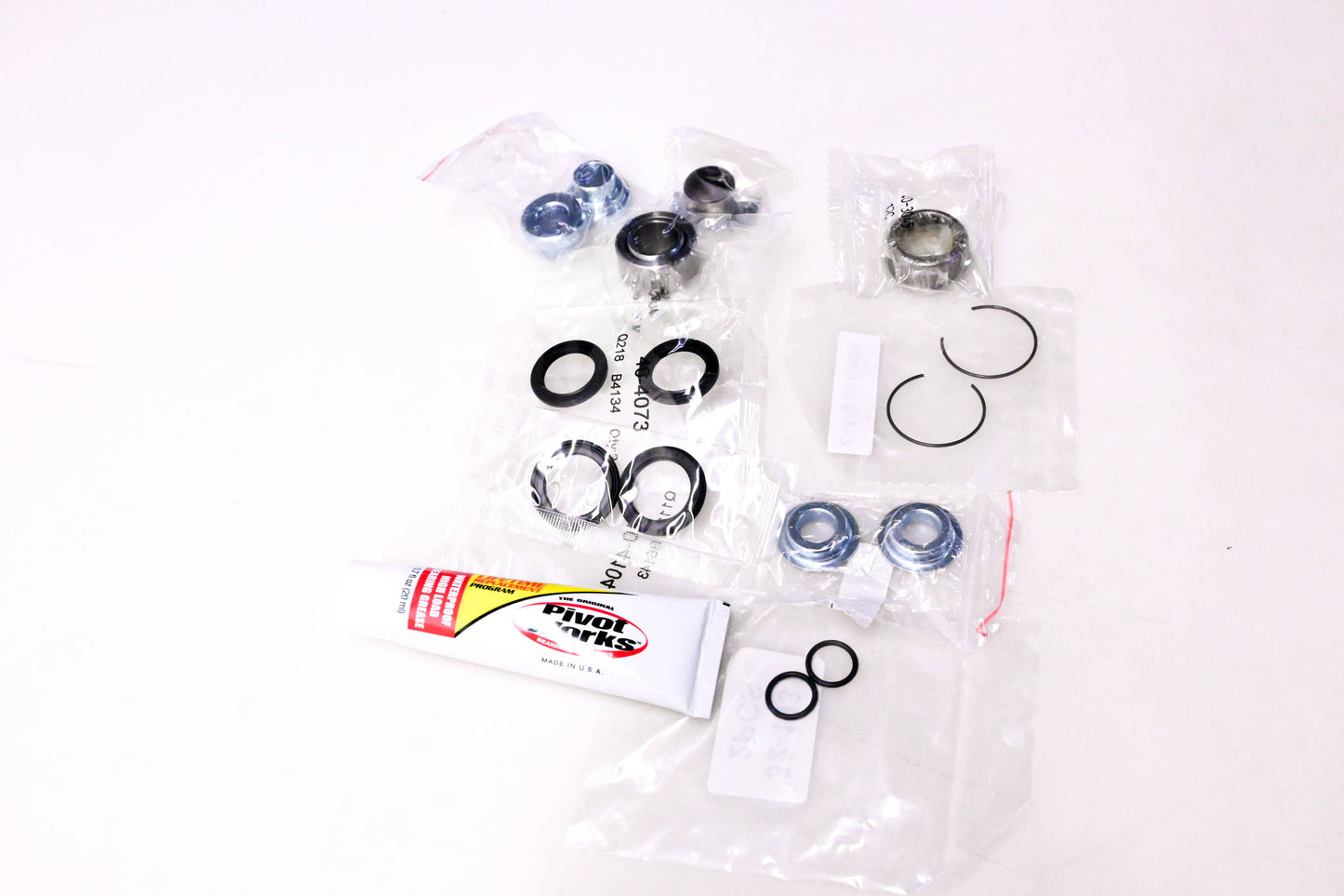 Pivot Works SHK-Y08-421, PWSHK-Y08-421, AOK4-01A Rear Shock Bearing Kit NOS