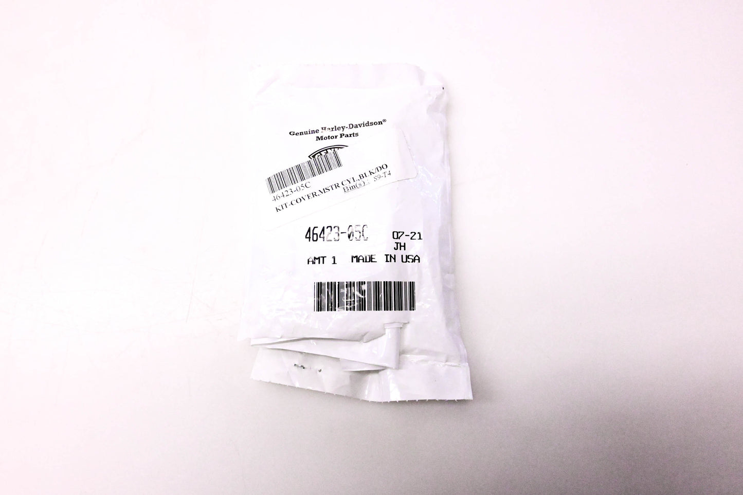 New OEM Harley-Davidson 46423-05C Front Brake Master Cylinder Cover Black NOS