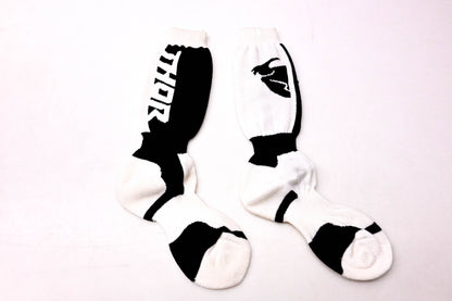 Thor 3431-0386 Pair of Youth Socks Black & White NOS