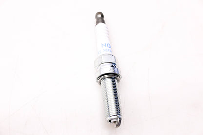 NGK SILMAR9A9S, 6213 Laser Iridium Spark Plug NOS
