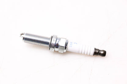 NGK SILMAR9A9S, 6213 Laser Iridium Spark Plug NOS